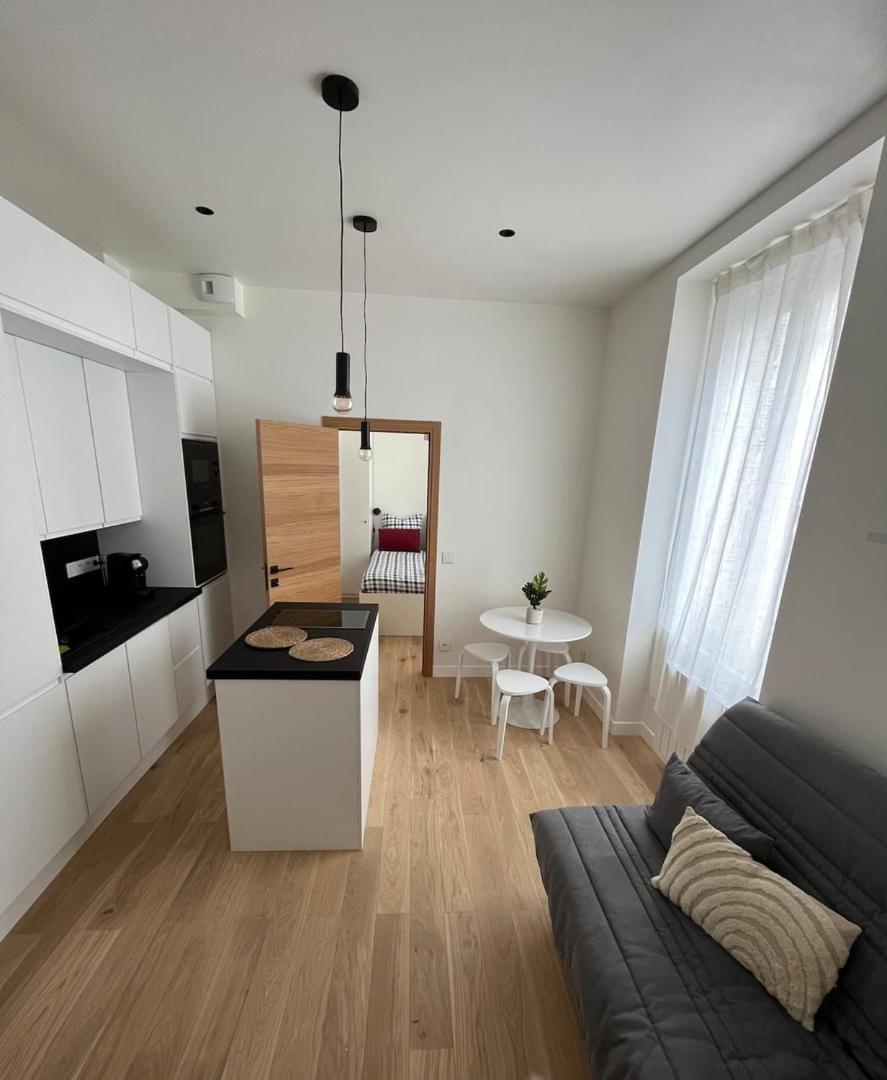 Appartement Cosy A 1 Min De Paris 샤랑통르퐁 외부 사진